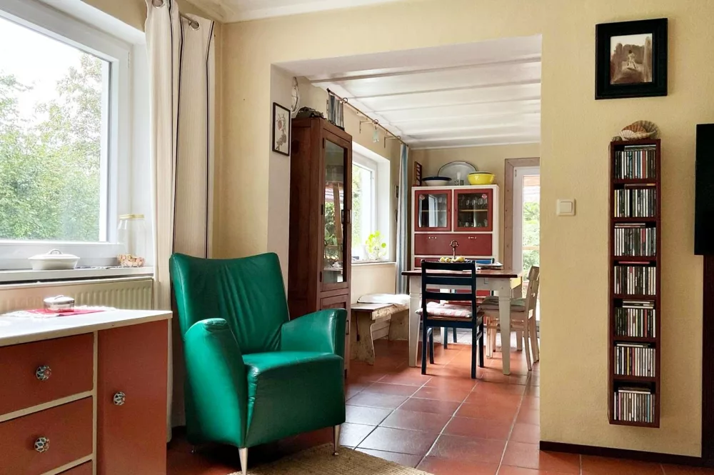 Wohnzimmermit Blick ins Esszimmer