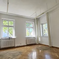 Büro EG