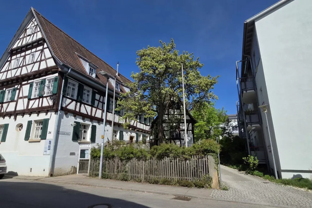 Direkte Nachbarschaft zum Leinfelder Haus